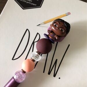 Disney Doorables: Wish: Sakina handmade beaded pen